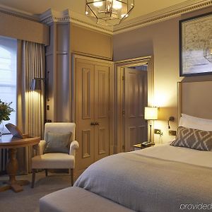 Deluxe Zimmer mit Kingsize-Bett